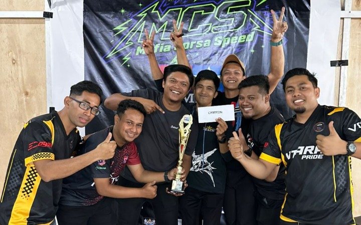 CHAMPION